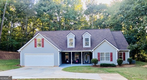 445 Royal Street, McDonough