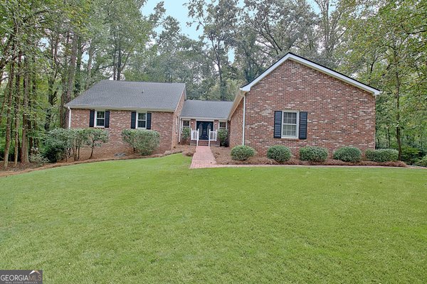 311 Longer Drive, Peachtree City