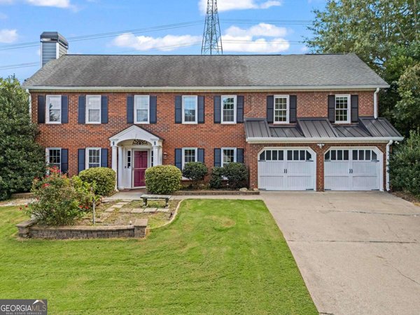 2262 Pine Warbler Way, Marietta