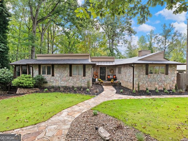 45 Lakepoint Drive, Dawsonville