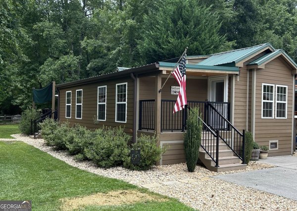 50 Little River Road, Cleveland