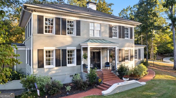 131 Woodbine Circle, Newnan