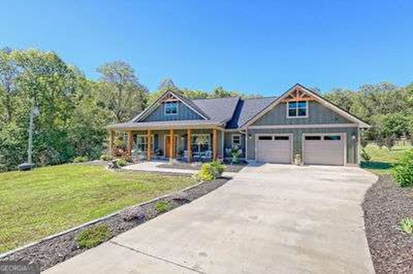2265 Lovingood Road, Hiawassee