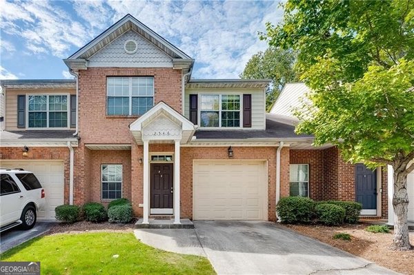 2546 Laurel Circle, Atlanta