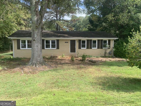 529 Hawkins Store Road, Kennesaw