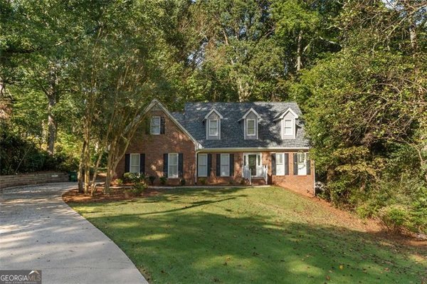 701 ELK COVE Court, Kennesaw