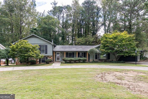 2431 Weatherford Court, Marietta