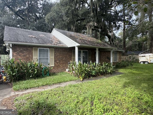 1370 Lake Drive, Midway