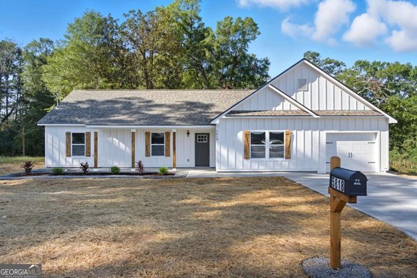 5818 Eastside Drive, Austell