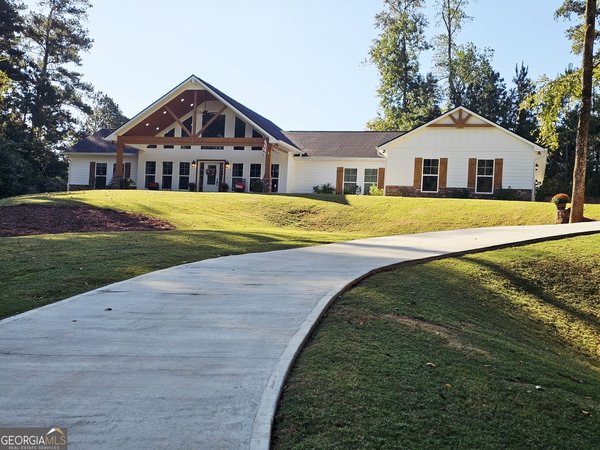 114 Riverbluff Drive, Lagrange