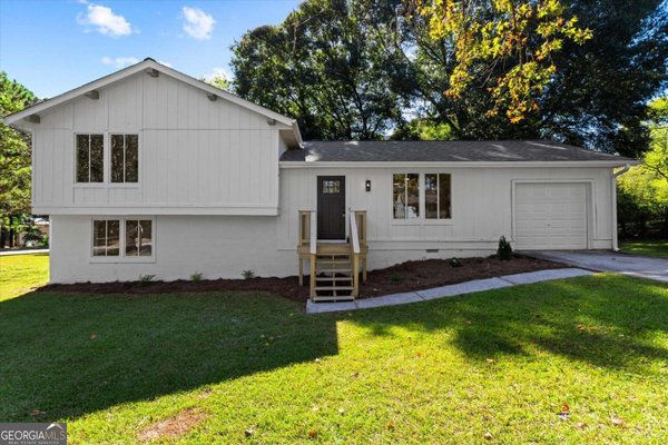 489 Village Run, Lawrenceville