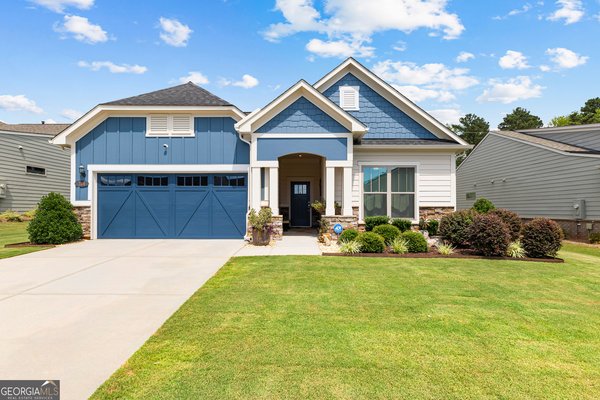 324 Elkins Place, Peachtree City