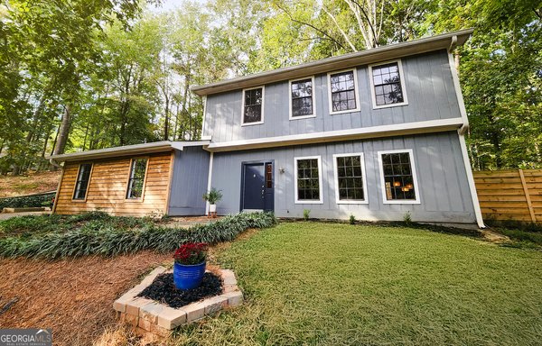 2388 Black Oak Drive, Marietta