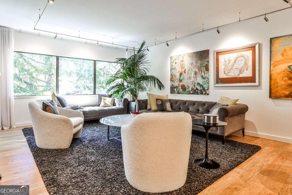 1130 PIEDMONT Avenue, Atlanta