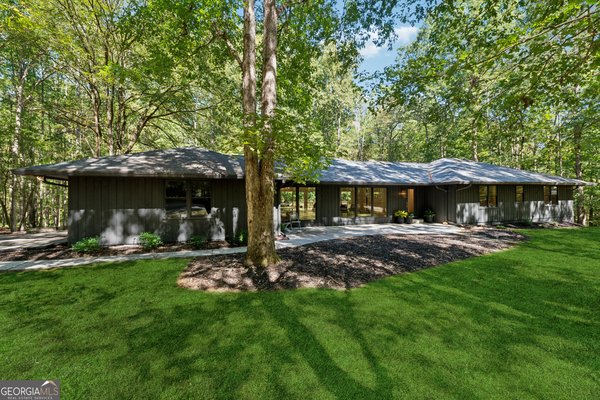 150 Melody Lane, Fayetteville