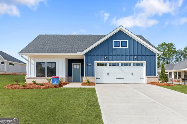 5245 Maggie Mae, Cumming