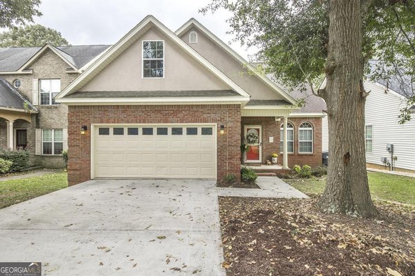 266 Southland Station Drive, Warner Robins