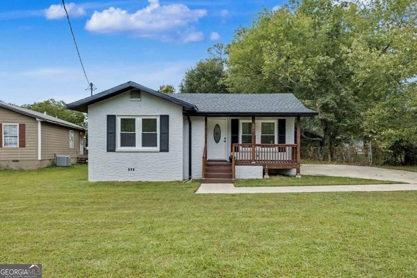 40 Paris Drive, Rome