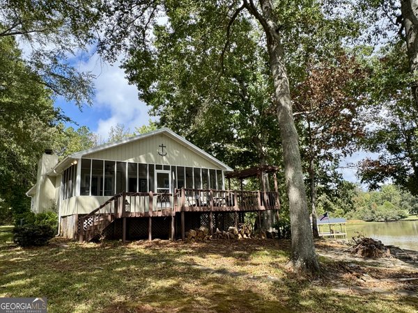 156 Anchor Pointe Drive, Eatonton
