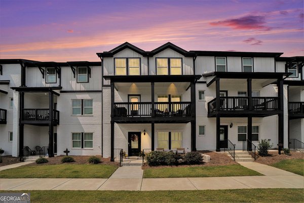 6141 Ogeechee Road, Smyrna