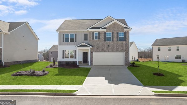 73 White Spruce Way, Newnan