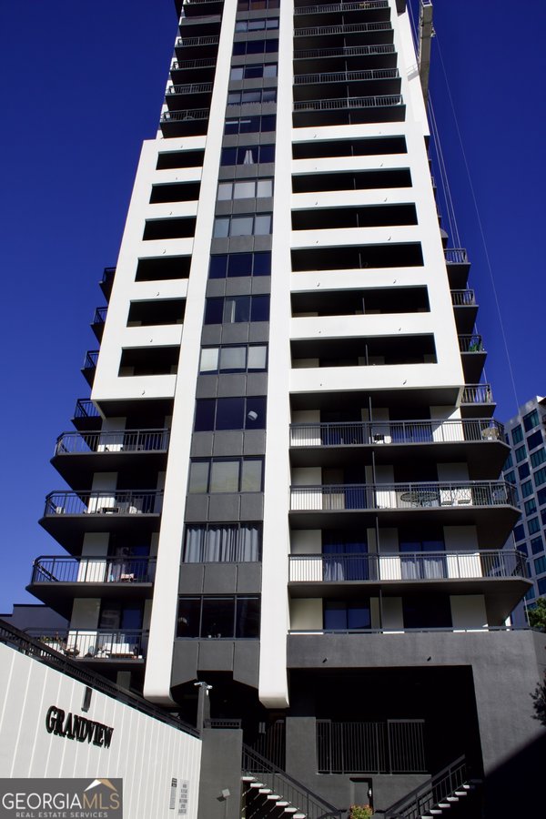 3481 Lakeside Drive, Atlanta