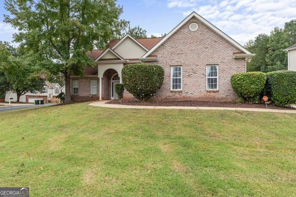 168 Vintage Trail, McDonough