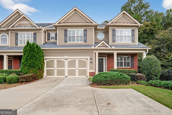 1975 Brannon Commons Circle, Cumming