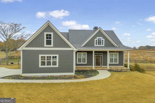 225 Wicklow Court, Hoschton