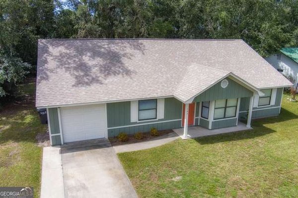 145 Fairfield Drive, St. Marys