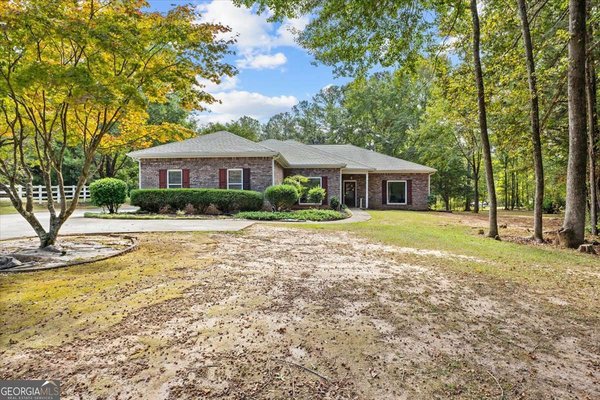 40 Timberwoods Drive, Covington
