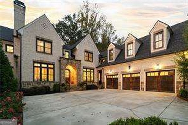 976 Ferncliff Road, Atlanta