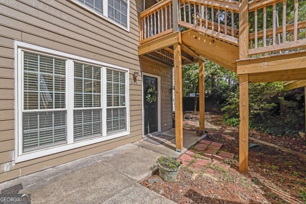 303 Mill Pond Court, Smyrna