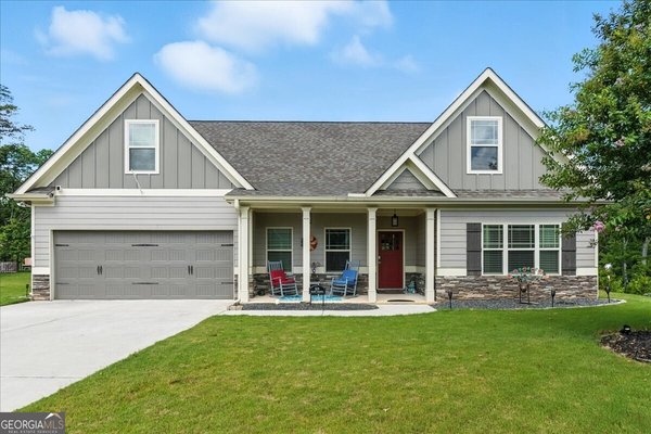 519 Amber Stone, Waleska