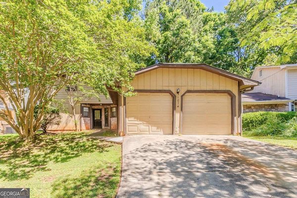 1074 Cherokee Heights, Stone Mountain