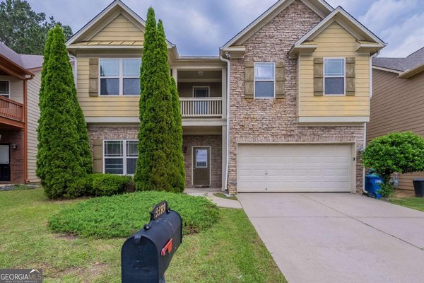 3399 Lake Forge, Fairburn