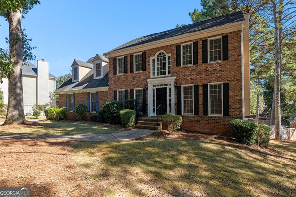 105 Windridge Drive, Fayetteville
