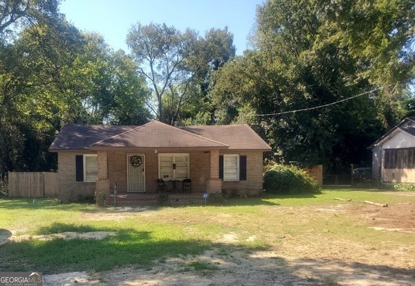 1574 Colonial Drive, Macon
