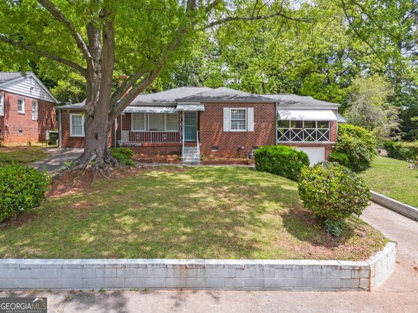 1766 Brewer Boulevard, Atlanta