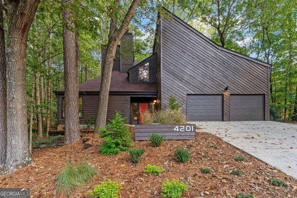 4201 Charleston Trail, Smyrna