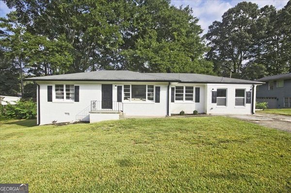 1261 CLIFFWOOD Drive, Smyrna