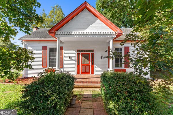 92 Benson Street, Hartwell