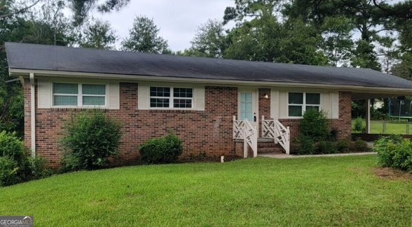 615 Peachtree Drive, Thomaston