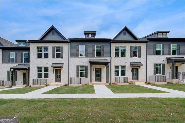 311 Daybreak Lane, Newnan