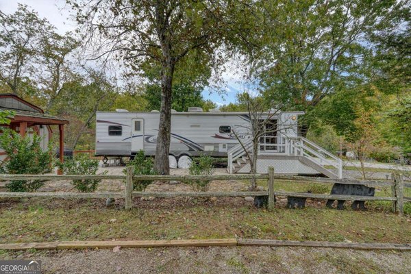 102 Choestoe Valley Lane, Blairsville