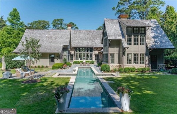 2979 Ridgewood Road, Atlanta