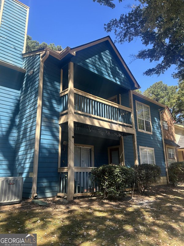 5516 Mountain Springs Circle, Stone Mountain