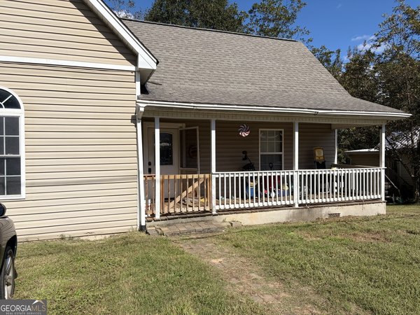 80 Baugh Street, Commerce