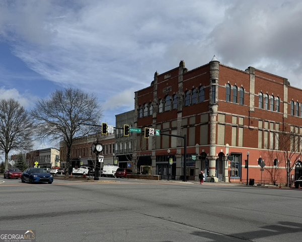 102 HILL Street, Griffin