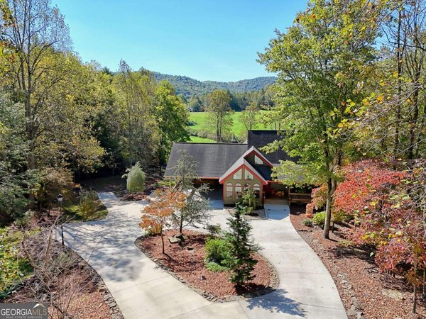 271 Burnt Ridge Road, Blairsville